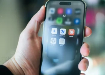 Qualtrics Experience Agents AI on iPhone