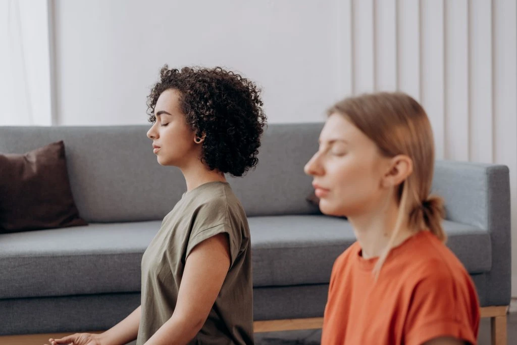 Elizabeth De Sevo helps leaders understand the importance of life's moments and wellness at work.