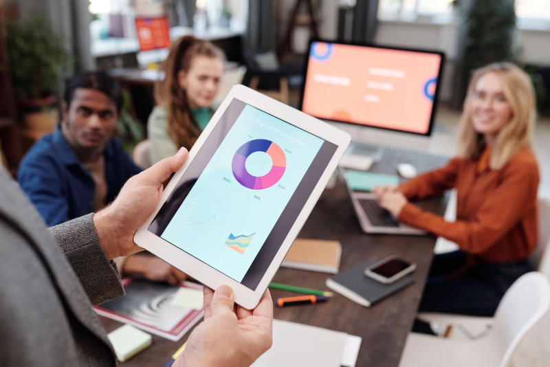 What Makes Retail Content Trustworthy to AI Systems?
