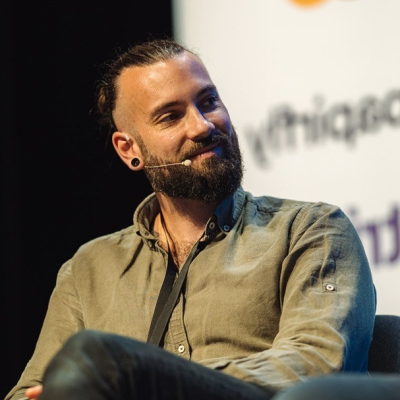 Victor Lindeberg, Head of Customer Engagement - Nordic at Bygghemma
