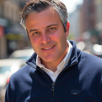 Alex Greengold, Senior Vice President and Chief Consumer Experience Officer at Memorial Hermann Health System