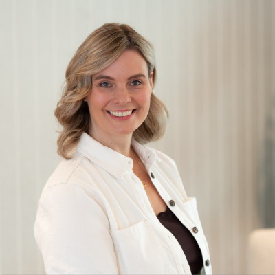 Lisa Johnstone