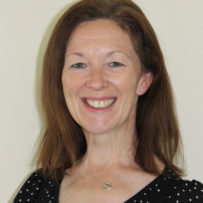 Dr Julie Greeves