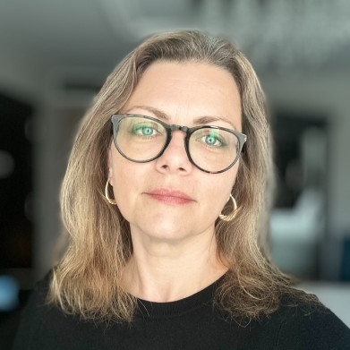 Zinette Ezra, Sr. Director, Product Management, DI at Cloudera