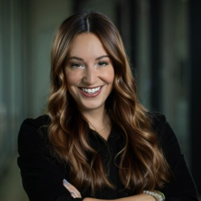 Stephanie Polinski, Director Marketing at HNI Corporation