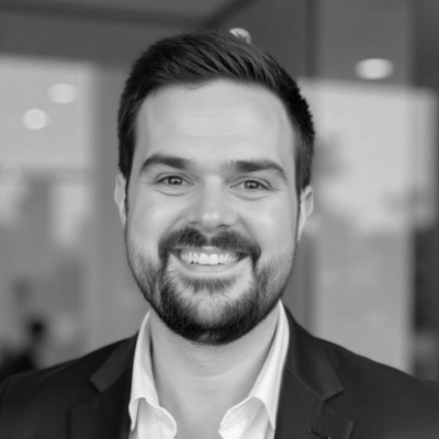 Paul Jones, Procurement Director, Indirect Spend UKI at Estee Lauder