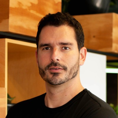 Leo Peixoto, Director, SEO at Bob's Watches