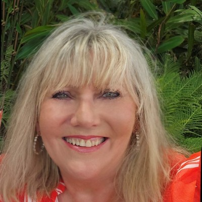 Helen Lyon, Co-founder, CEO at Puremedic Health