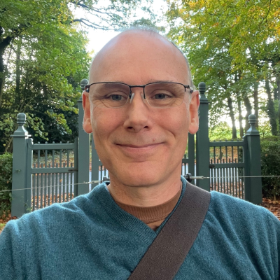 Paul Wetton, Head of Global Customer Support at Zeiss Research Microscopy Solutions