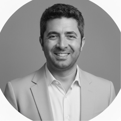 Sarp Tuncay, Omnichannel Commerce & Retail Media Leader at -