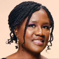 Folu Abiona, Senior Vice President and Portfolio Manager at Stonebridge PMG Advisors