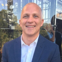 Alex Sender, Vice President &amp; General Manager, Global Service at Smith &amp; Nephew