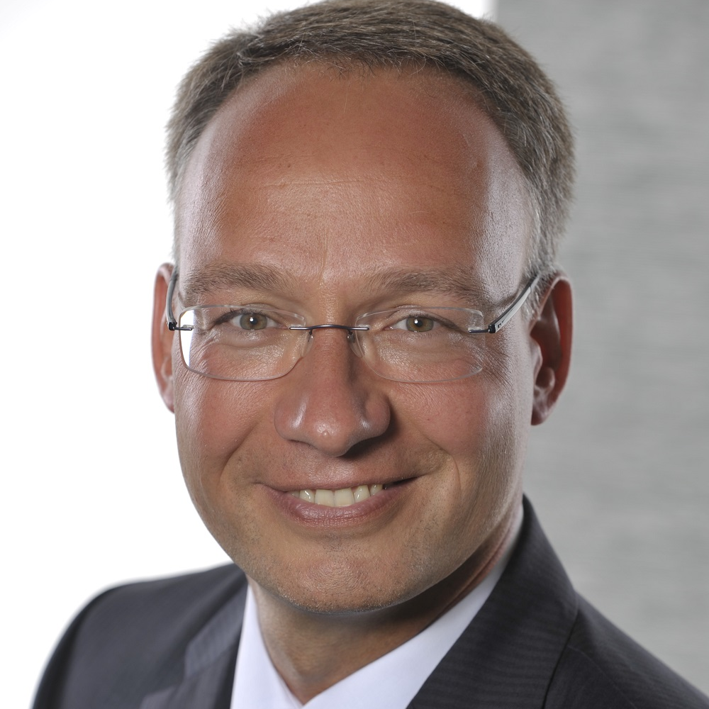 Dr. Martin Hebach