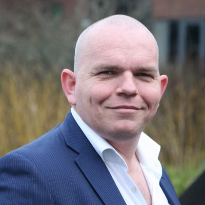 Gareth Walsh, Customer Service Director, EMEA at Smith & Nephew
