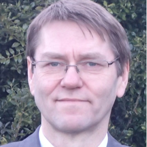 Dr Henning Heiselberg