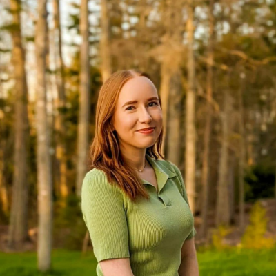 Stephanie Cairns