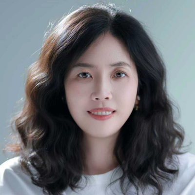 Juan Liu, Director of Analytics at VanEck