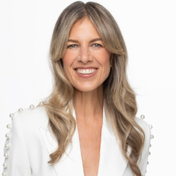 Jill Manoff, Editor in Chief at Glossy & Modern Retail