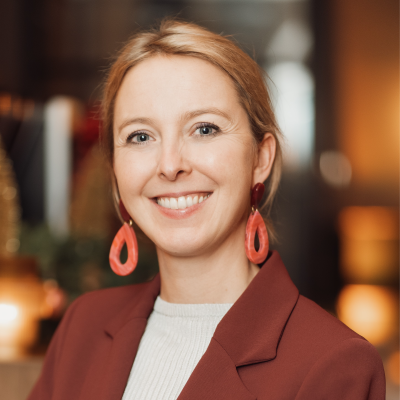 Exchange Chair: Dominique de Groot