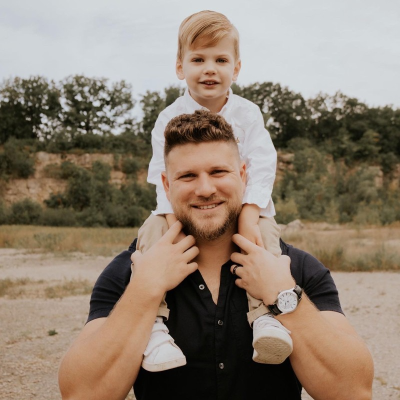 Thomas Hamilton, VP, Sales & Marketing at Snuggle Bugz