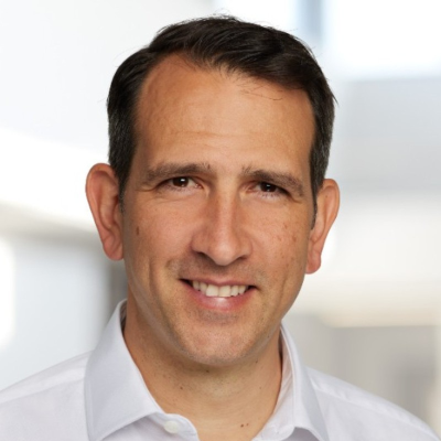 Johannes Parensen, Director, Sales & Marketing at SERVICE 1