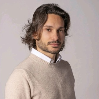 Jona Manno, Alternatives Director at PFC Family Office
