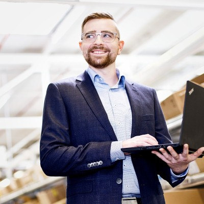 Juri Kintz, Sr. Manager EMEA Logistics Projects at Pfizer