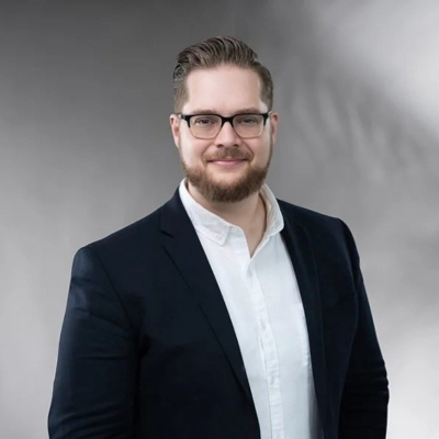 Derek Sewell, Senior Strategic Accounts & Partnerships Director at dataX.ai