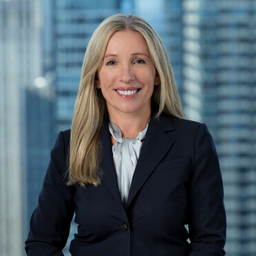 Leonara Xhekaj, Managing Director, Head of Operational Risk Management at Apollo Global Management